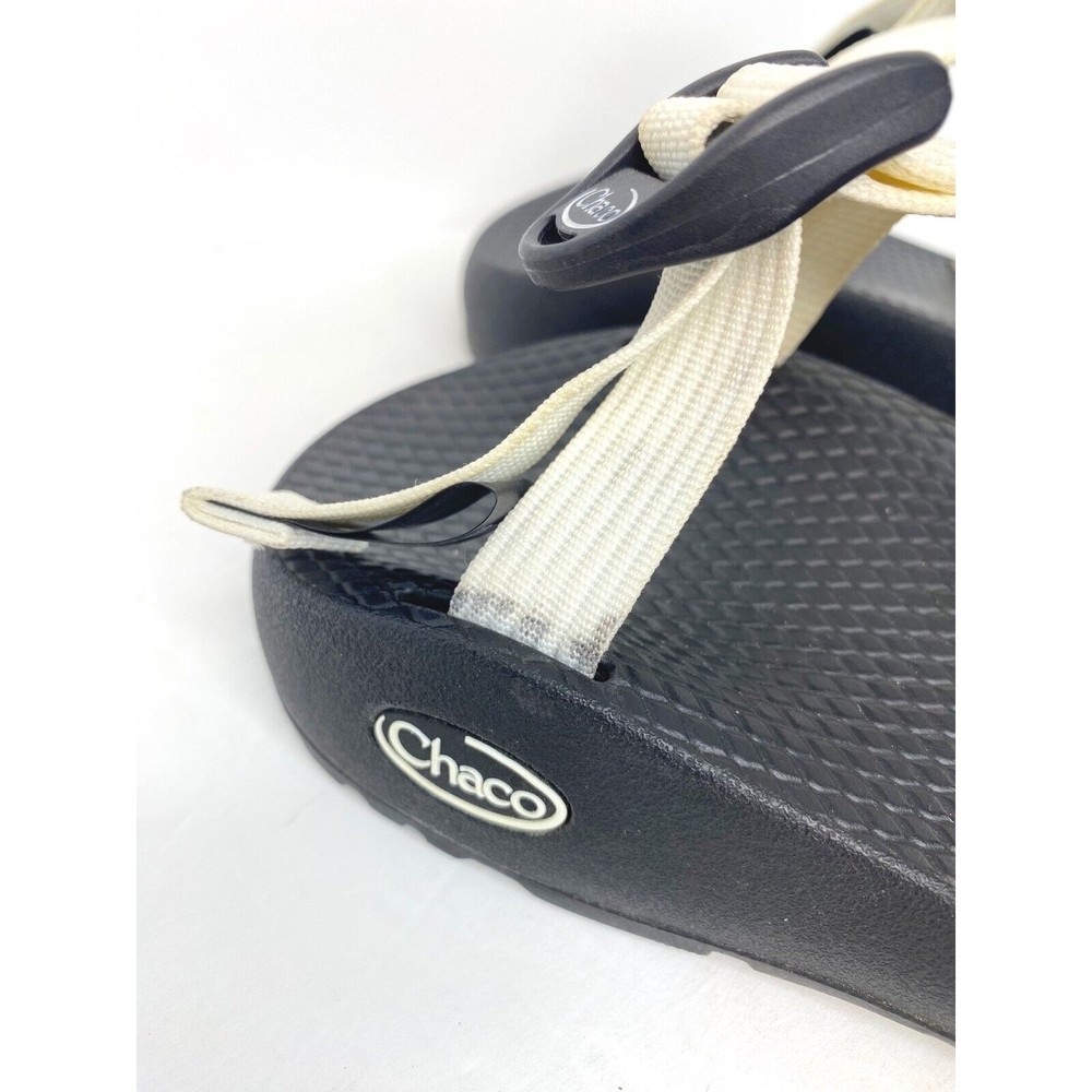 Chaco Woman’s White Strap Sandals Flip Flops Size U.S 6, Black Rubber Adjustable - Picture 4 of 12